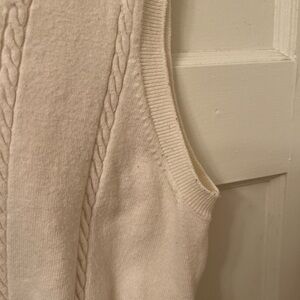 White aritzia vest